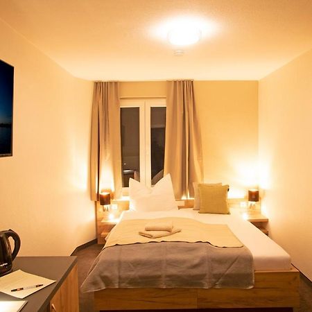 Hotel & Gutsgasthaus Koeberle リンダウ エクステリア 写真