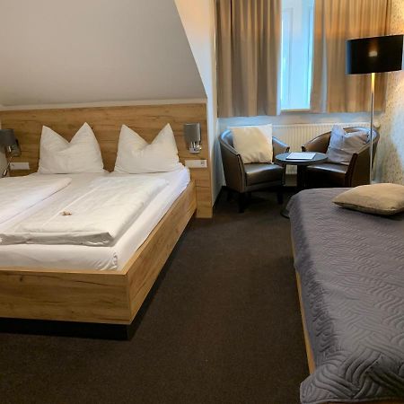 Hotel & Gutsgasthaus Koeberle リンダウ エクステリア 写真