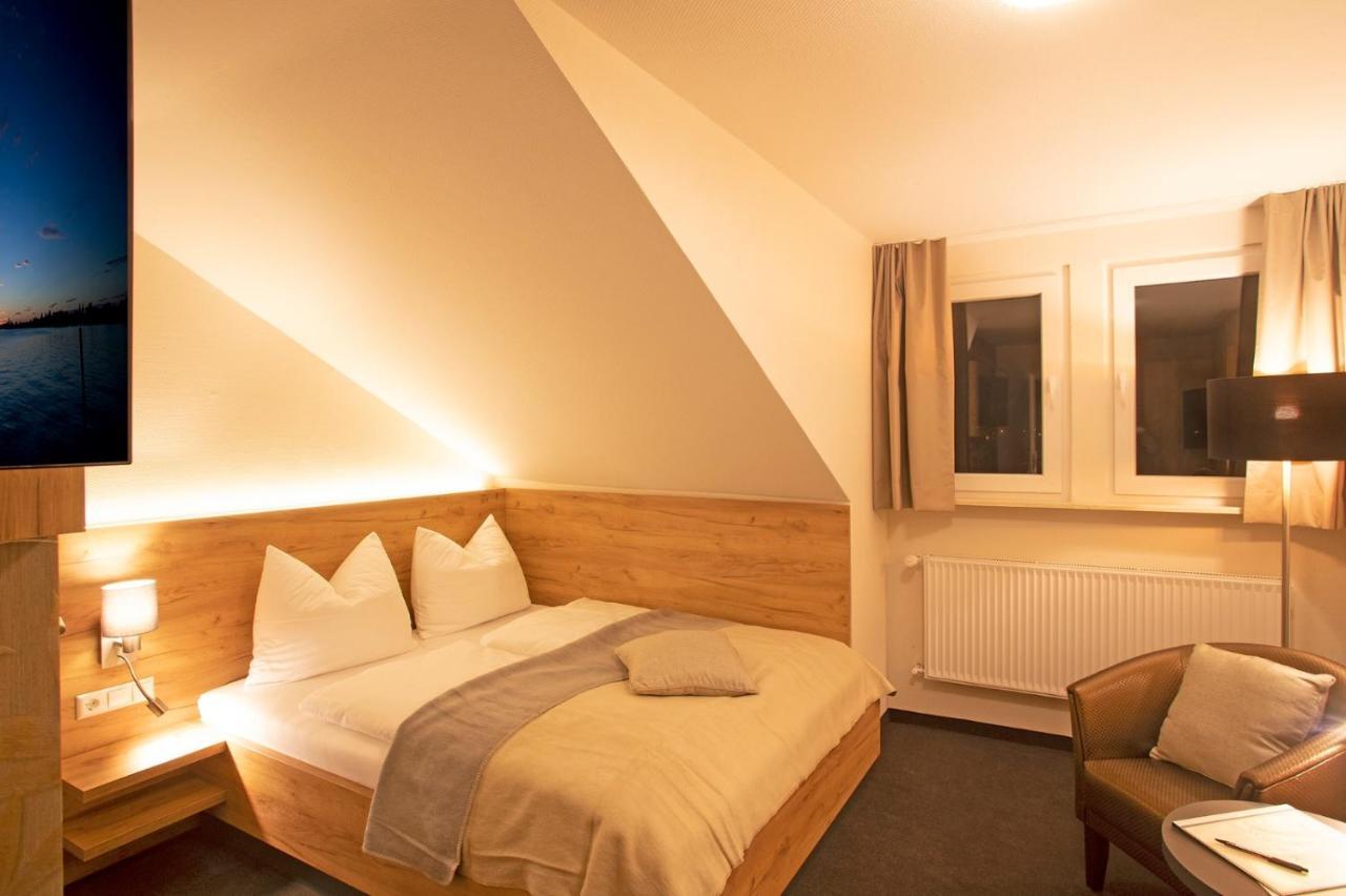 Hotel & Gutsgasthaus Koeberle リンダウ エクステリア 写真