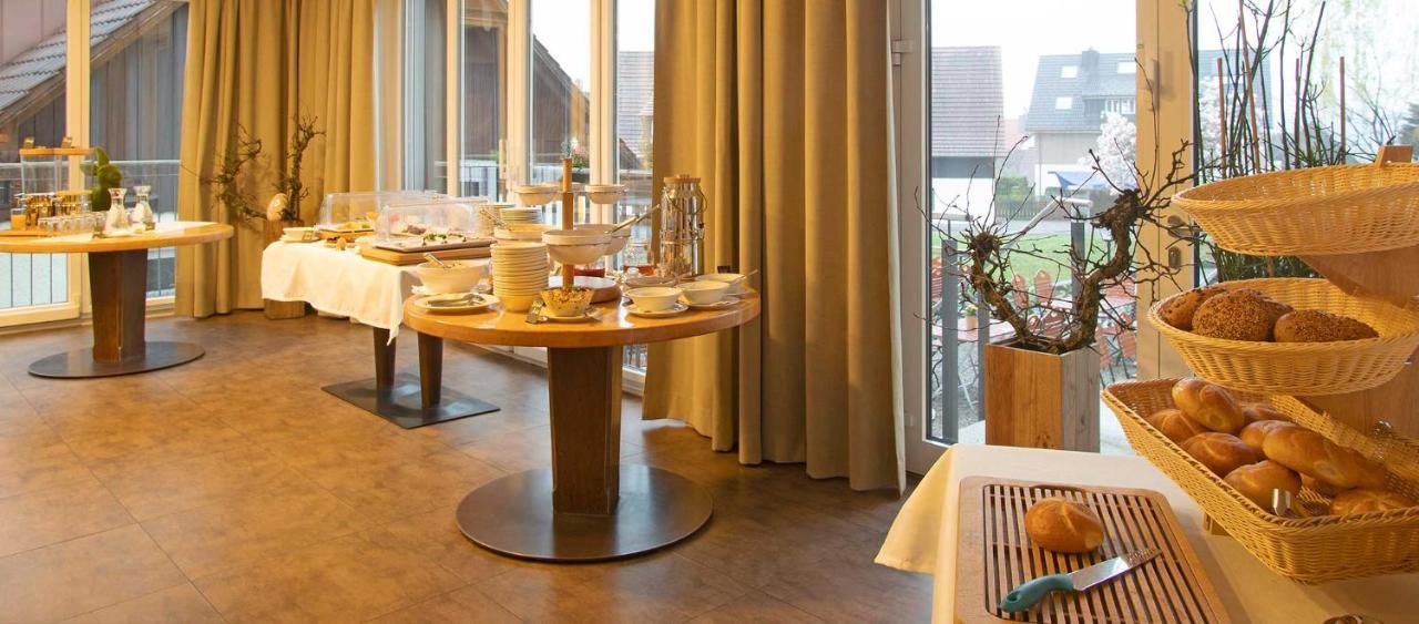 Hotel & Gutsgasthaus Koeberle リンダウ エクステリア 写真