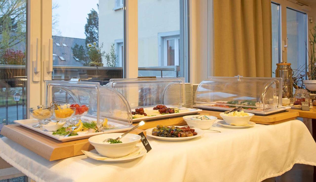 Hotel & Gutsgasthaus Koeberle リンダウ エクステリア 写真