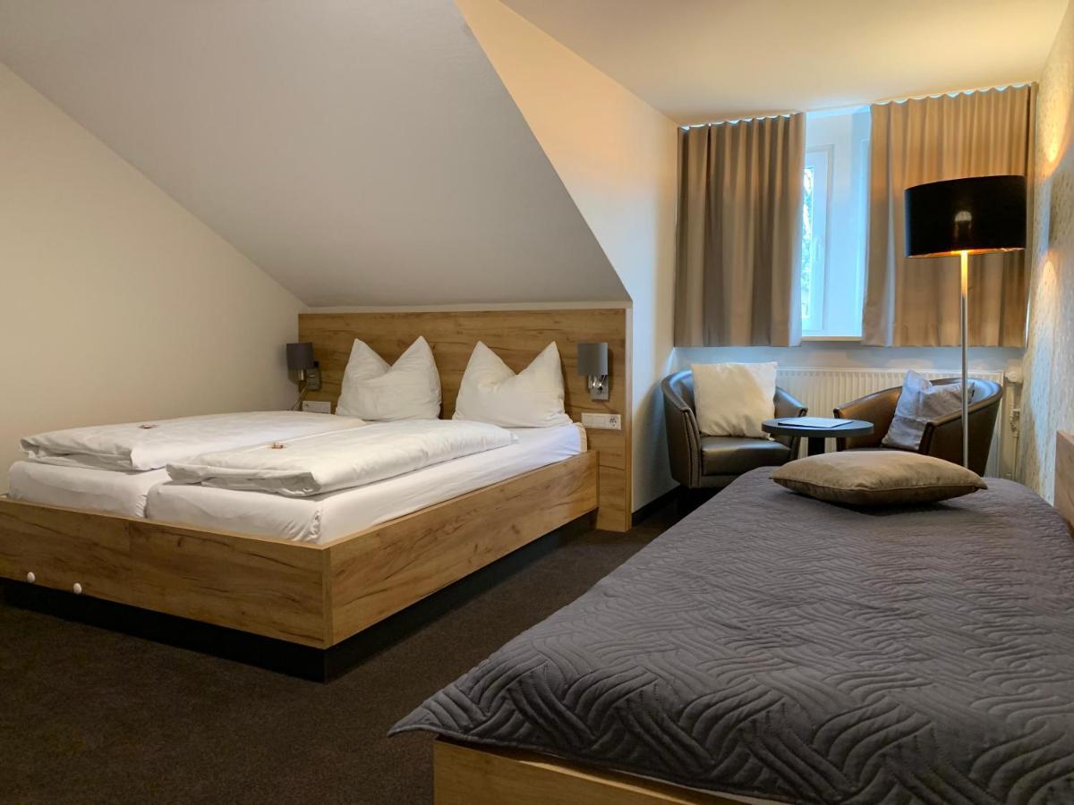 Hotel & Gutsgasthaus Koeberle リンダウ エクステリア 写真