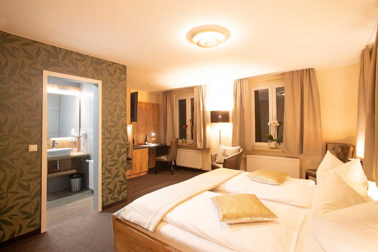 Hotel & Gutsgasthaus Koeberle リンダウ エクステリア 写真